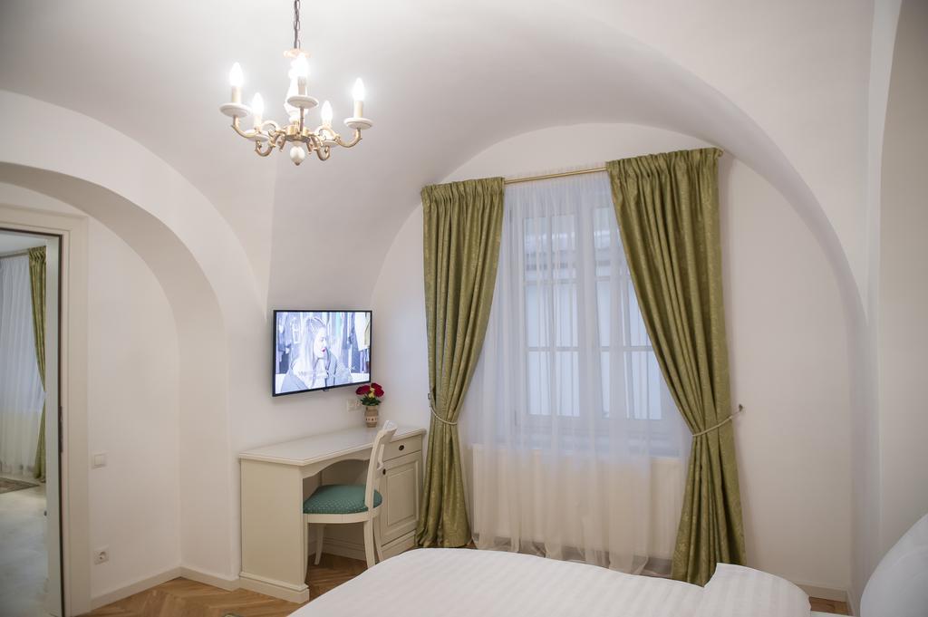 Baroc Apartments & Studio Nagyszeben Kültér fotó