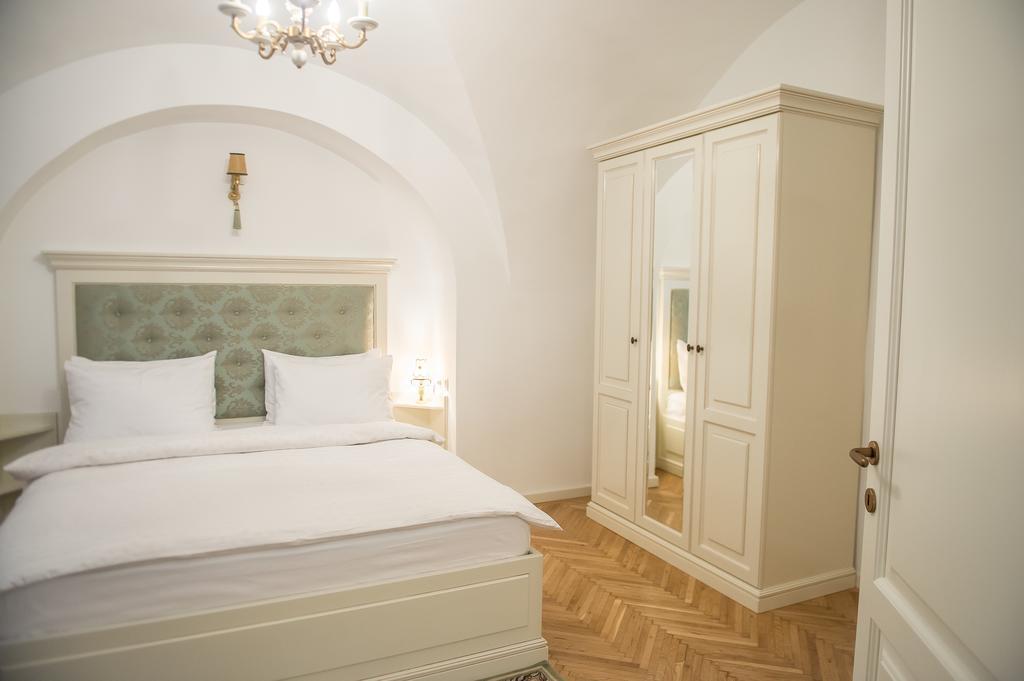 Baroc Apartments & Studio Nagyszeben Kültér fotó